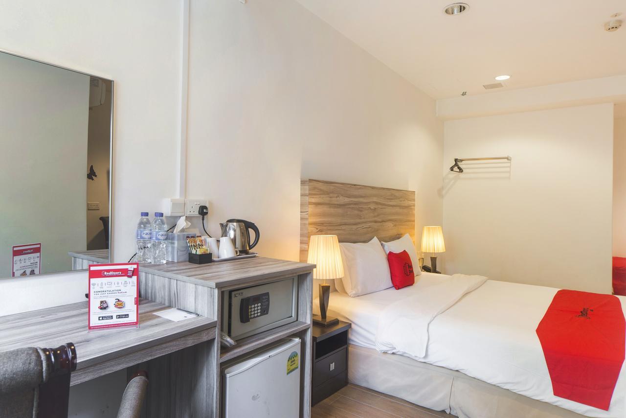 Reddoorz Plus @ Victoria Street 新加坡 外观 照片